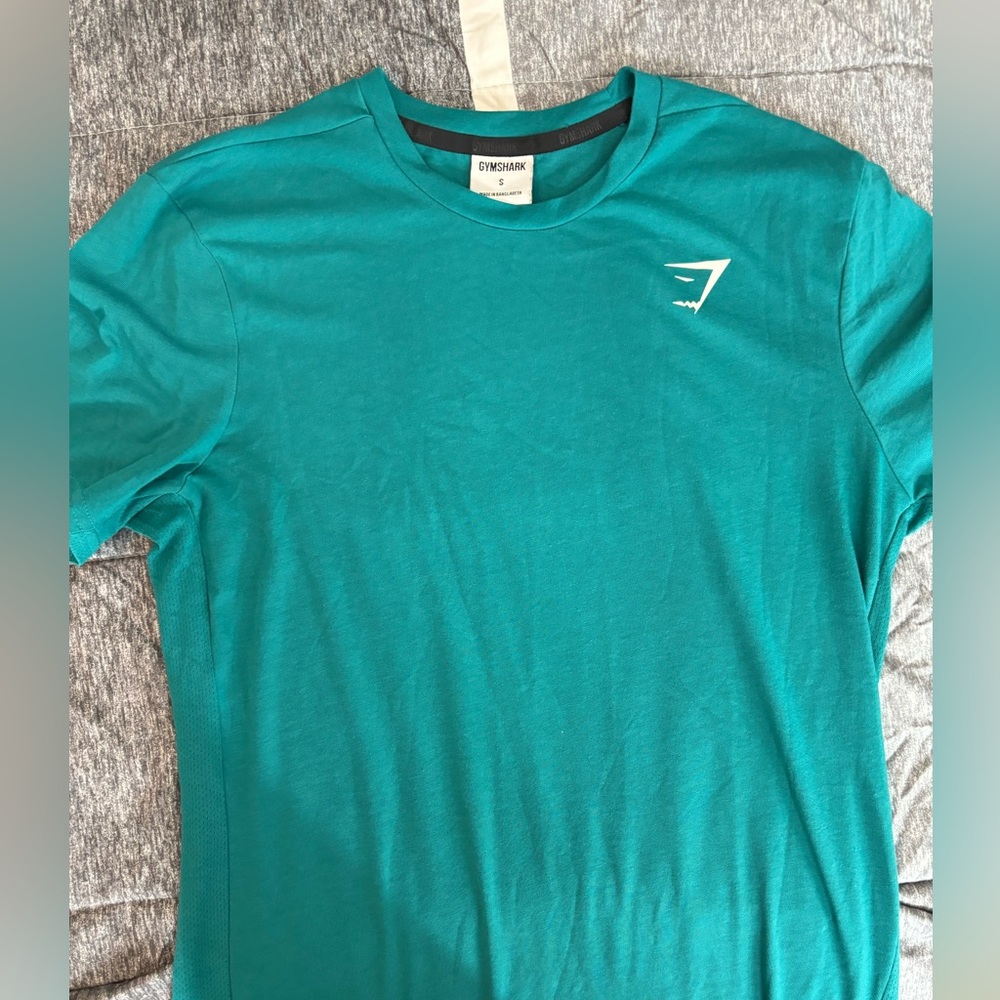 Gymshark Shirt